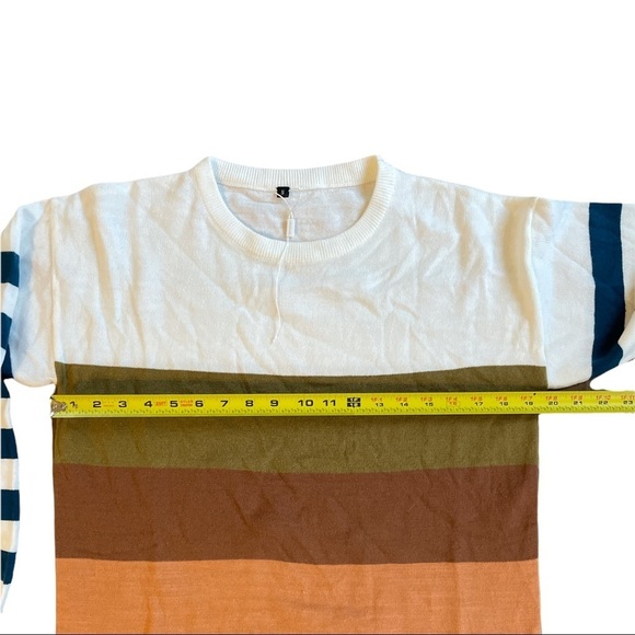 NWOT Ultra Nice Sweater with puffy sleeves. Size Small - Picture 6 of 8